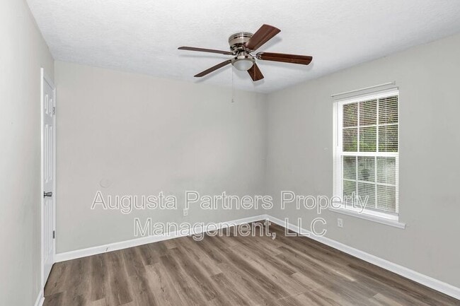 Building Photo - 2114 Vandivere Rd