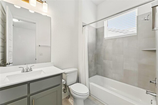 Building Photo - 7608 Boyd Hvn Dr