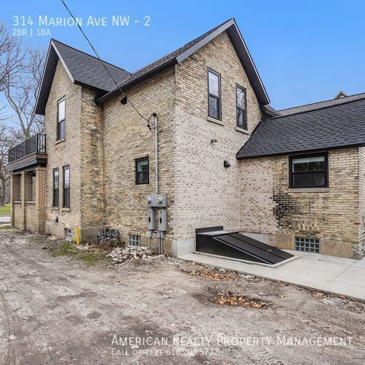 Building Photo - 314 Marion Ave NW