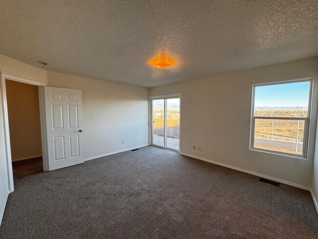 Building Photo - 8300 Bluffs Edge Pl NW