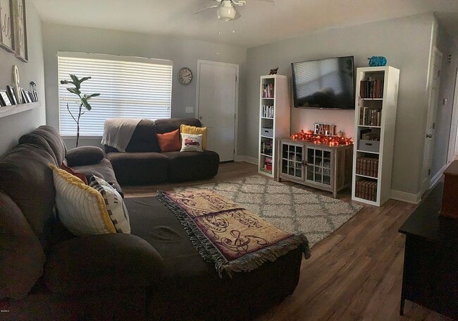 Building Photo - 103 Lassere Cir