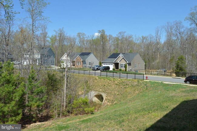 Building Photo - 5520 Ivy Hill Dr