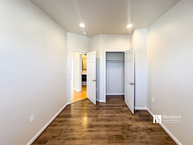 Building Photo - 5030 B St SE