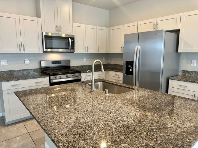 Building Photo - 4 Bedroom Home in Southern Highlands