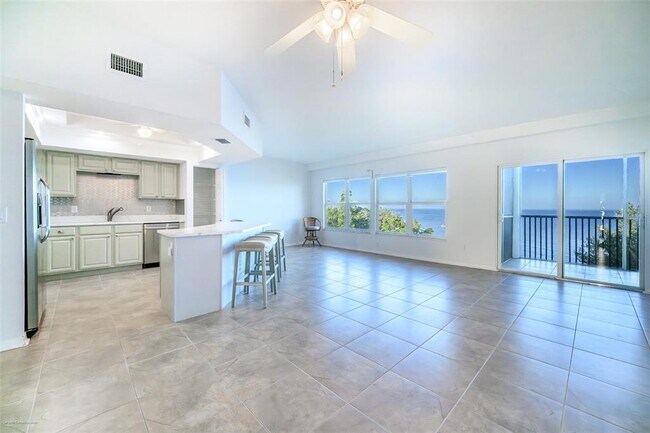 Building Photo - 101 N Marion Ct