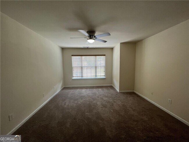 Building Photo - 9814 Murano View