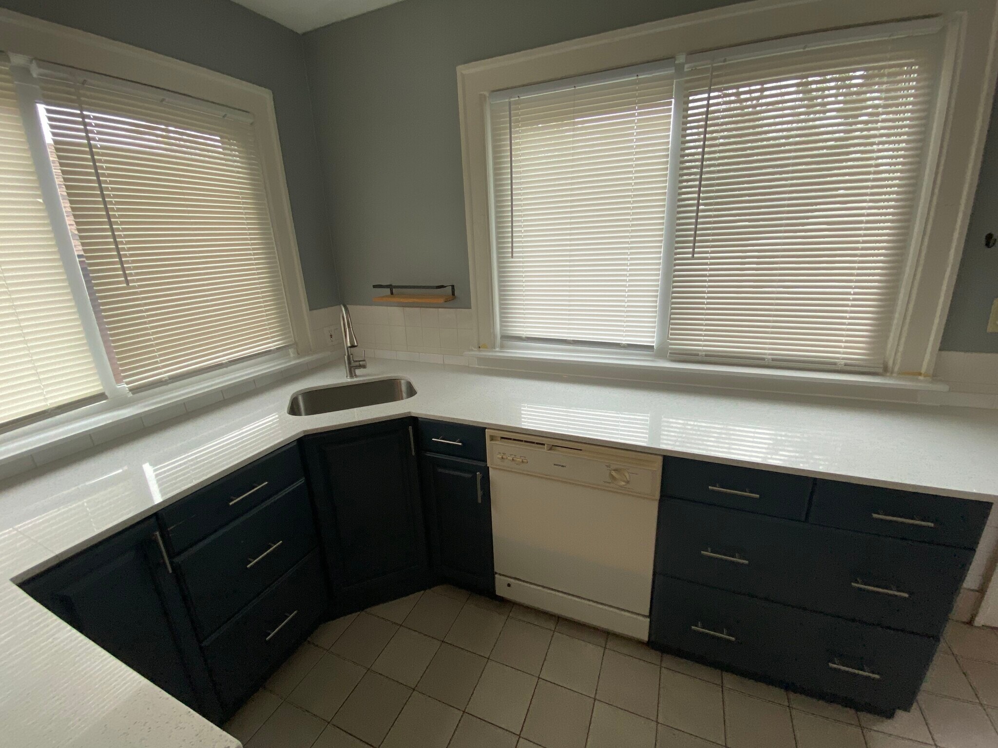 Kitchen - 3118 N Main St