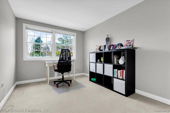 Building Photo - 1613 Brentwood Dr