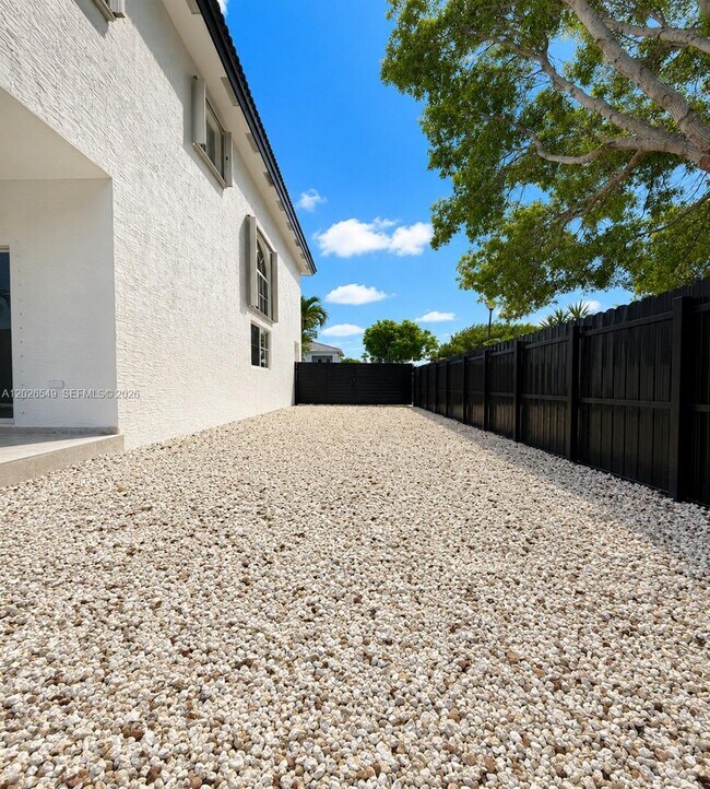 Building Photo - 14407 SW 158th path