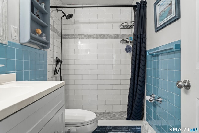 Building Photo - 77 Basswood Dr