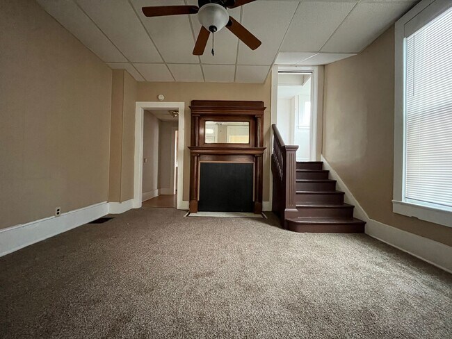 Building Photo - tb412