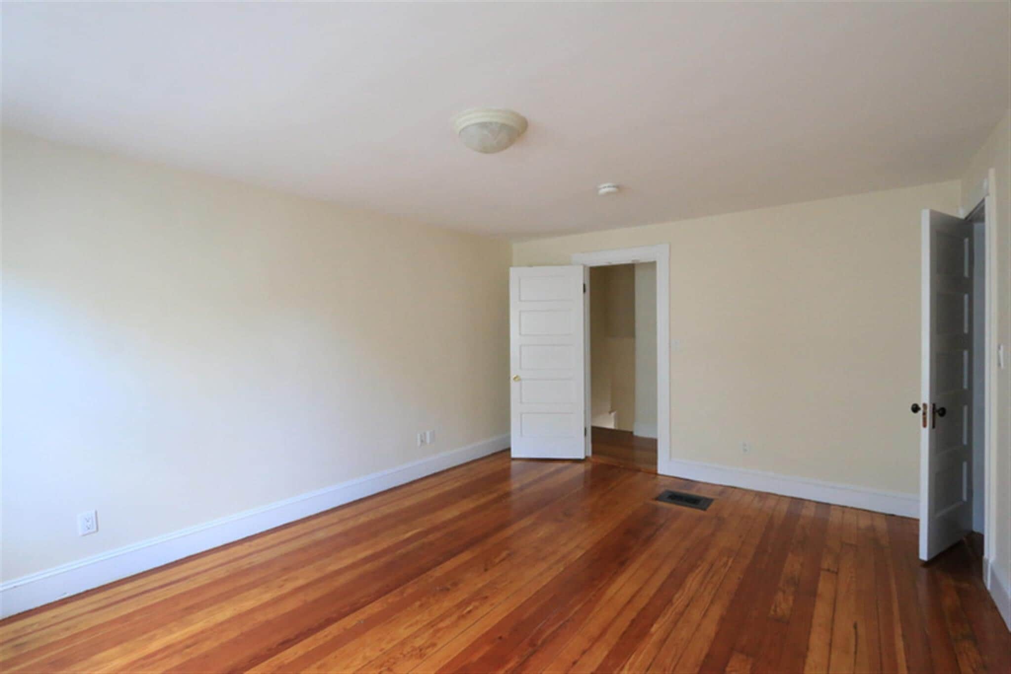 Building Photo - 41 Ossipee Rd