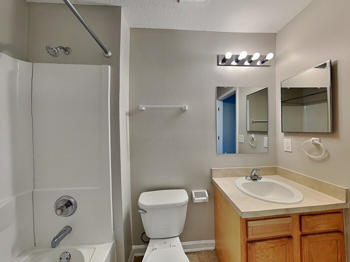 Building Photo - 8172 Oden Ave