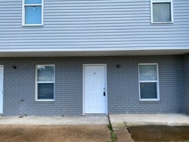 Building Photo - 961 Old Hickory Blvd