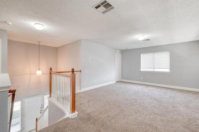 Building Photo - 16205 Glorious Ln