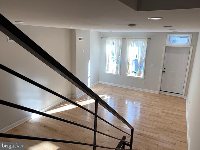 Building Photo - 2923 W Thompson St