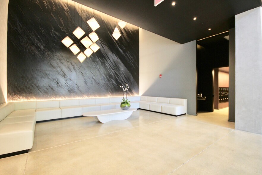 Lobby - 151 SE 1st St