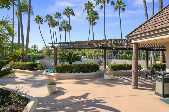 Building Photo - 83 Ocean Vista
