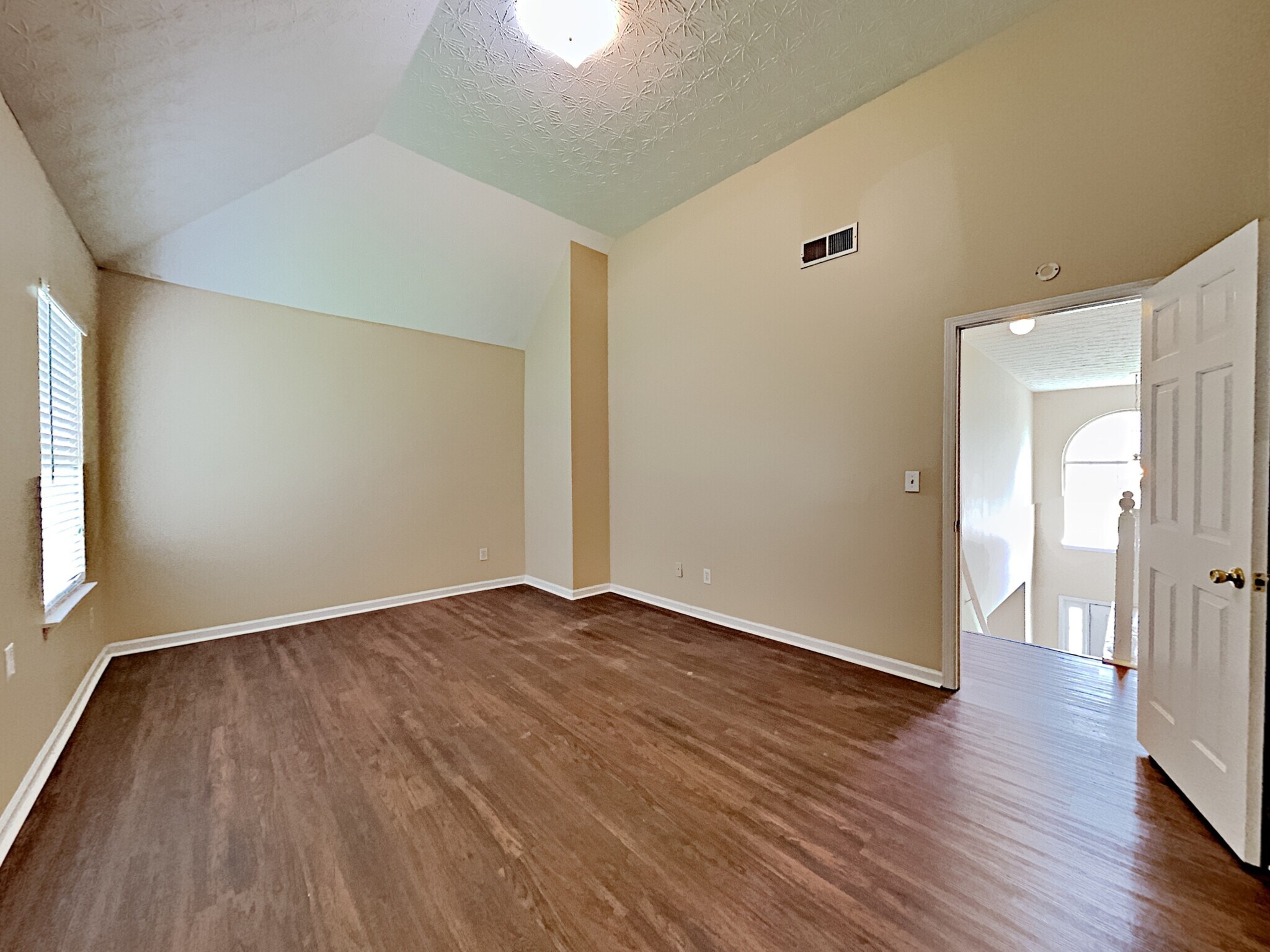 Building Photo - 1012 Grace Marie Ln