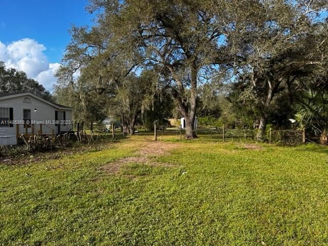 Building Photo - 131 Oak Dr