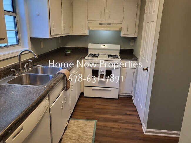 Building Photo - 2633 Country Trace SE