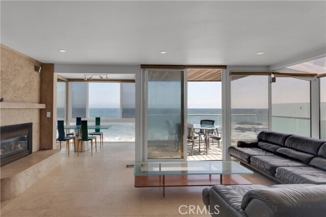 Primary Photo - 25234 Malibu Rd