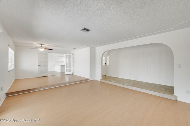 Building Photo - 443 Port Royal Blvd