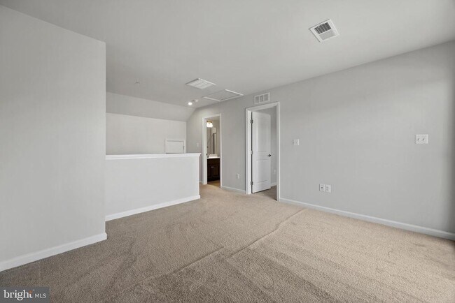 Building Photo - 10012 Aerospace Rd