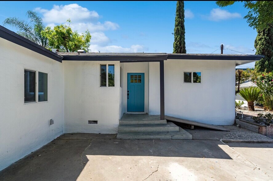 Building Photo - 6822 Ethel Ave