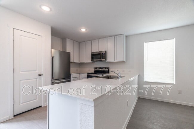 Building Photo - 3829 Low Tide