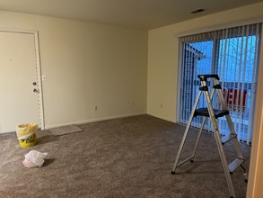 Building Photo - 34630 Clarkson Dr W