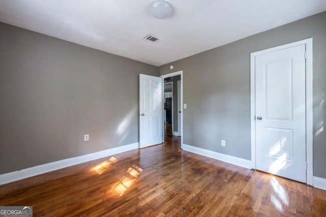 Building Photo - 2833 Cardo Dr NW