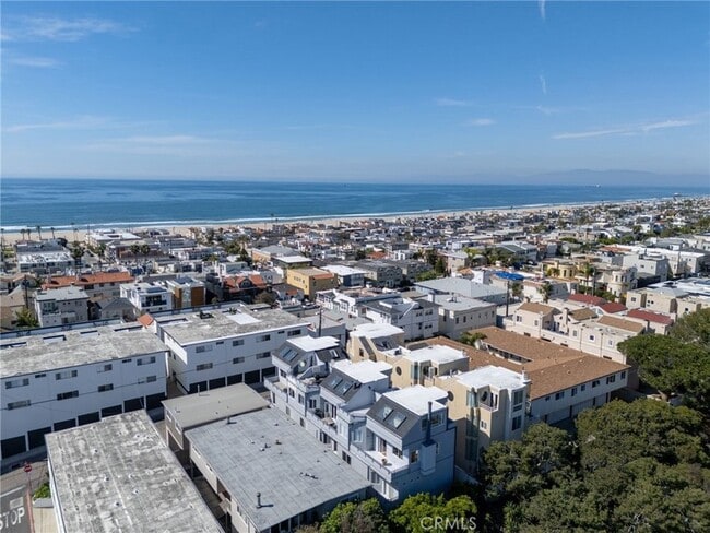 Building Photo - 1452 Loma Dr