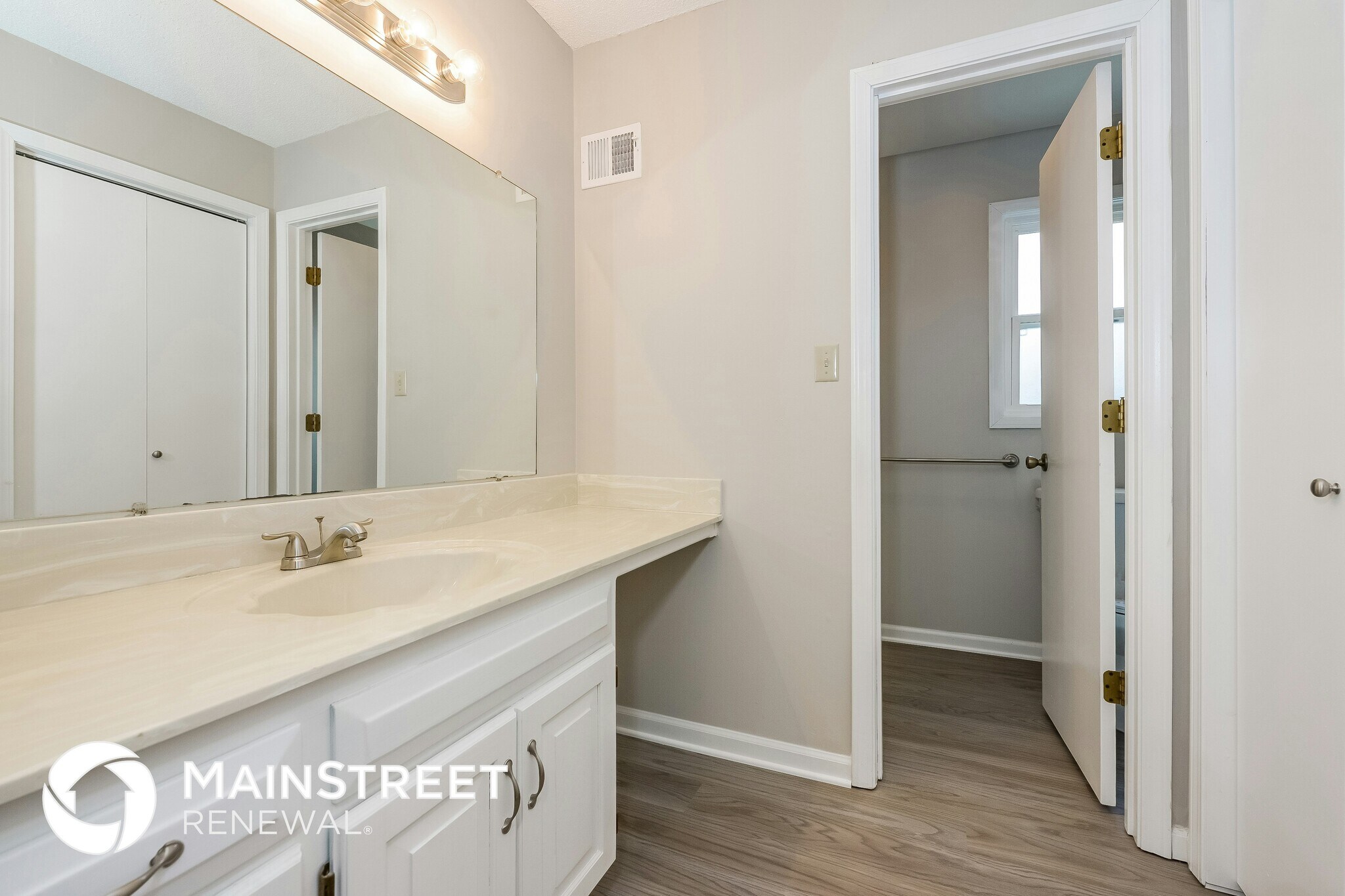 Building Photo - 2105 NW 12 St