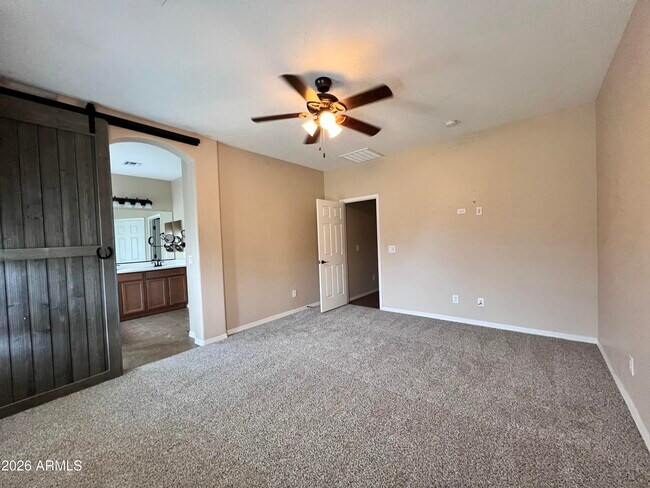 Building Photo - 1418 W Crape Rd