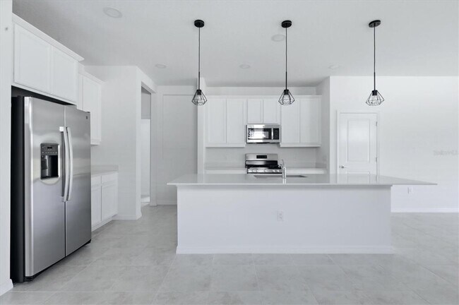 Building Photo - 8113 Sternway Rd