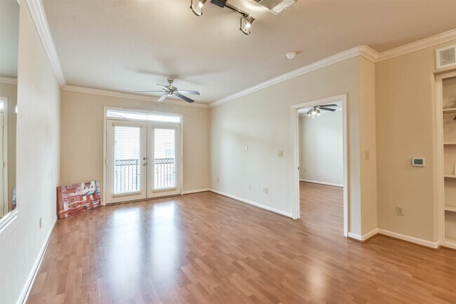 Building Photo - 1711 Old Spanish Trl