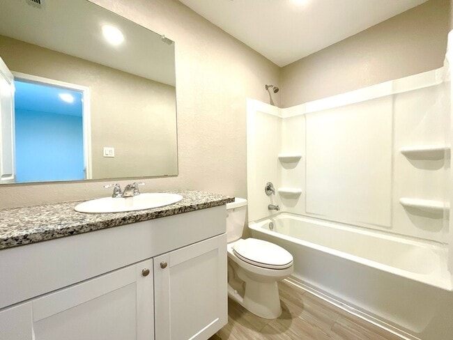 Building Photo - *MOVE IN SPECIAL* Modern Two-Story Home with Garage & Fenced Yard!