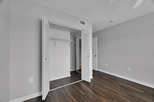 Building Photo - 3638 NW Mediterranean Ln