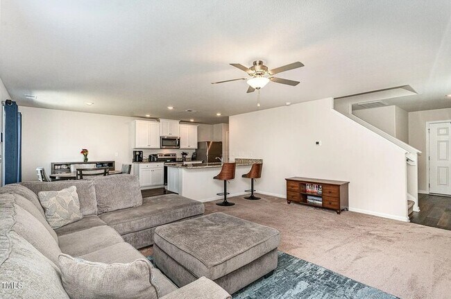 Building Photo - Build Equity While Leasing - Lease and Own...