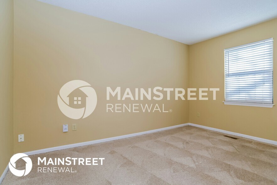 Building Photo - 1126 E Elizabeth St