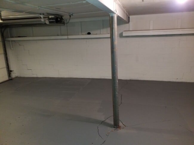 Building Photo - Coming Soon! South KC SF