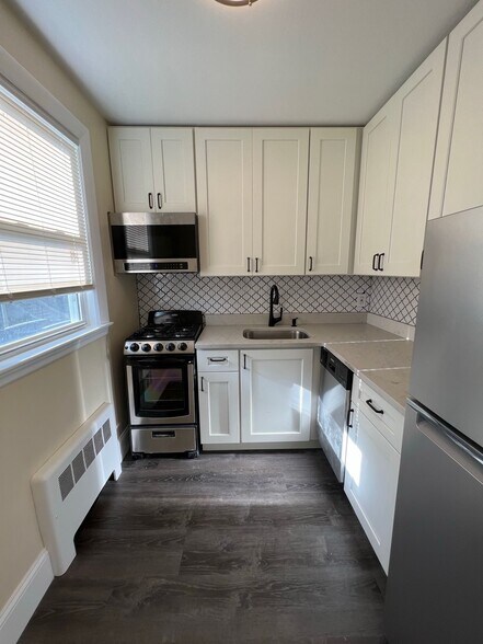 Building Photo - 92 Winthrop Shore Dr