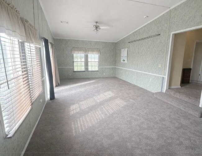 Building Photo - 8730 FM 646 Rd