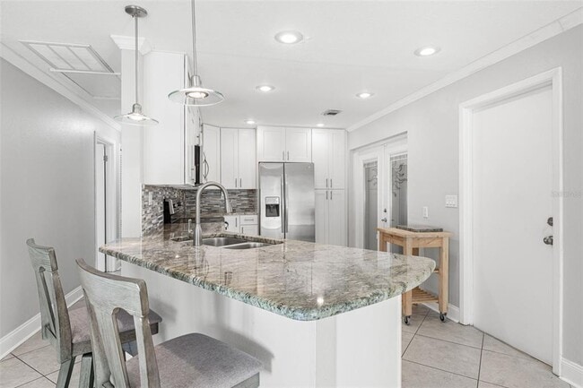 Building Photo - 3059 Hickory Dr