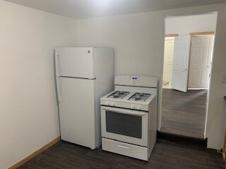 Building Photo - 869 Albemarle St