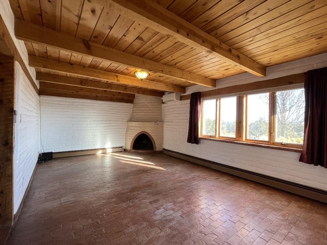 Building Photo - 311 Portrillo Dr
