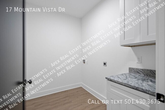 Building Photo - 17 Mountain Vista Dr