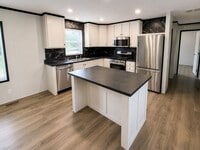 Building Photo - 5230 Bonte Dr