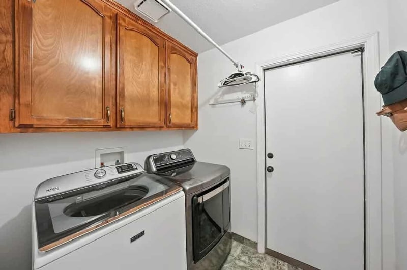 Building Photo - 2336 W Roby Ave